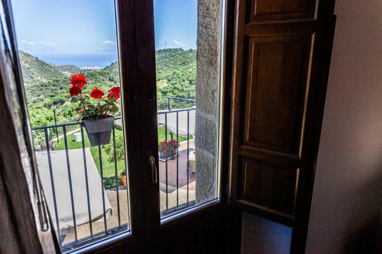 Villa Ginevra Resort Agrituristico Ficarra Bagian luar foto